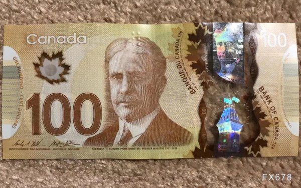 油价高位震荡叠加美元走弱，美元兑加元继续下行