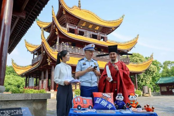 岳阳消防直播详解千年名楼“防火经”